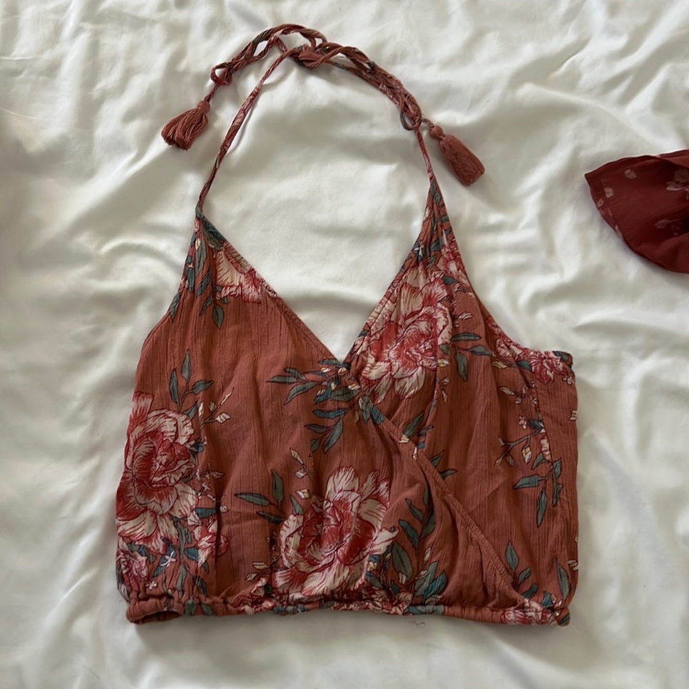 Billabong floral print crop top blouse